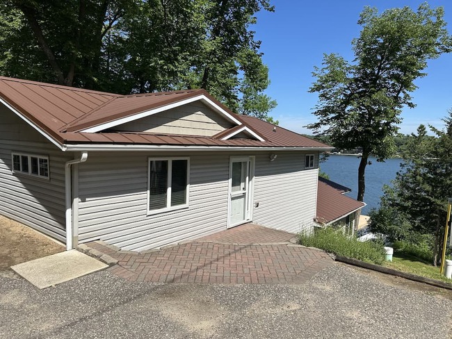30356 Brentwood Rd